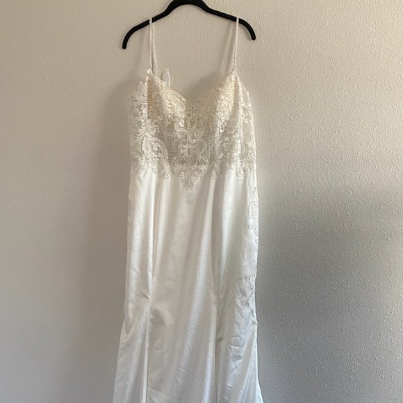 AW ANIAS WEDDING DRESS Bridal Gown Bride Size 16 - Picture 13 of 16